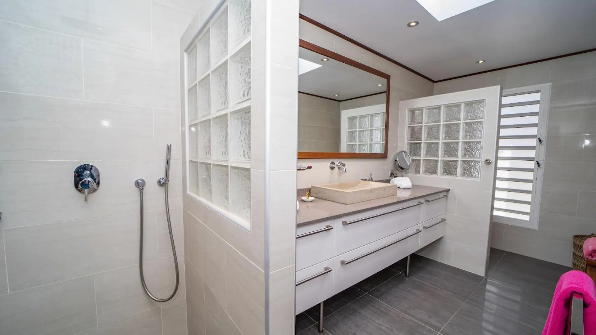 Quiet Villa Surrounded By Tropical Vegetation St. Barthelemy 0*,  サン・バルテルミー島