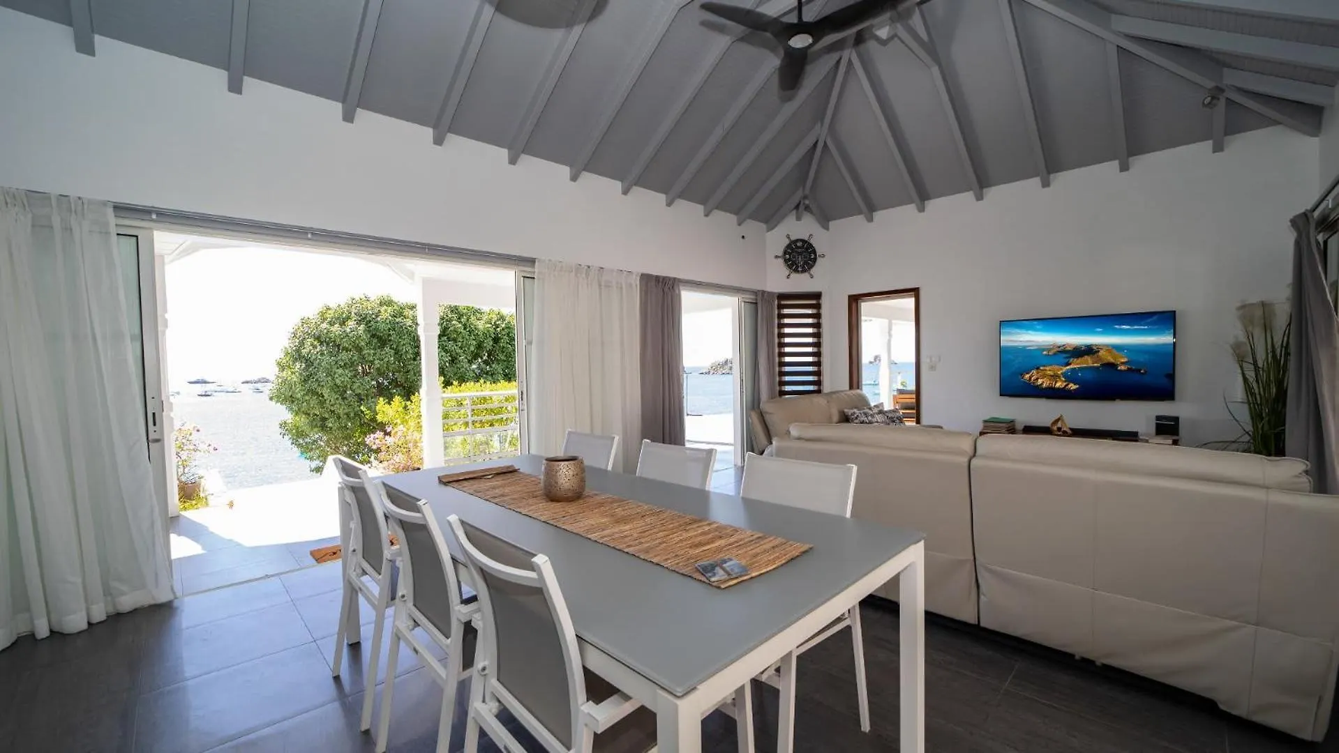 Quiet Villa Surrounded By Tropical Vegetation St. Barthelemy